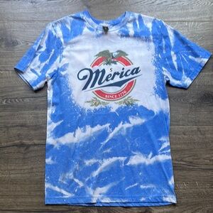 Gildan Blue and White Short Sleeve Tee